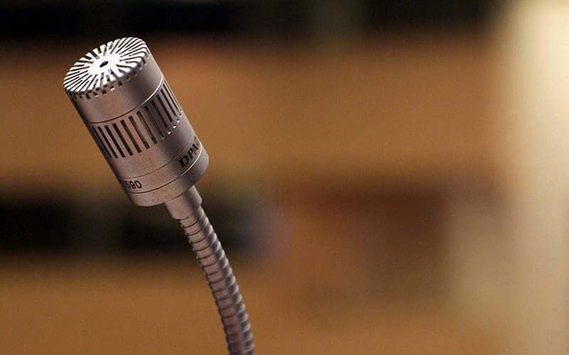 Effective leaders communicate clearly